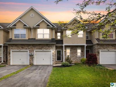 295 Maple Ct