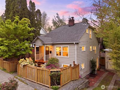 2208 NE 75th Street