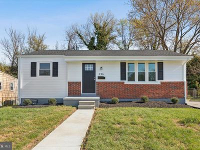 216 Cheddington Rd