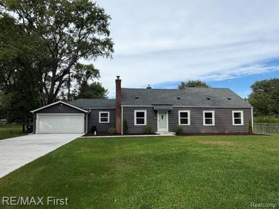 Property at 16045 Oporto St, Livonia, MI