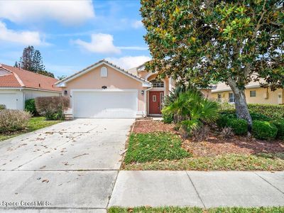 502 Royston Ln