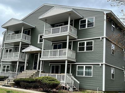 20 Abbey Rd APT 306