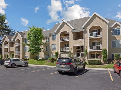 1216 Waterside Cv APT 12