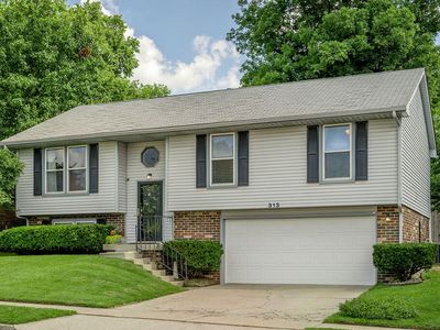313 Fox Harbour Dr
