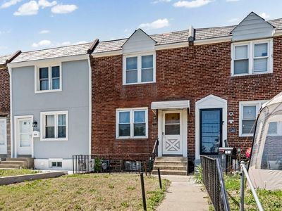 1318 Wycombe Ave
