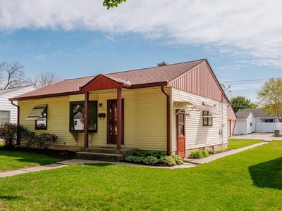 3276 S 69th STREET