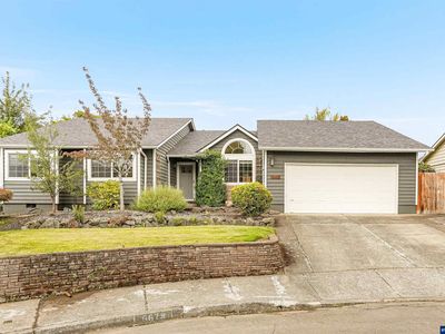 6673 Rock Crystal Ln NE