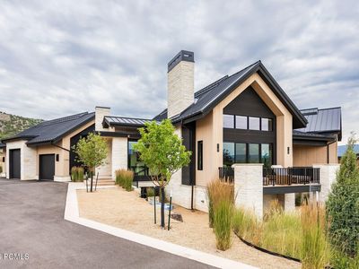 1352 N Gold Mountain Cir