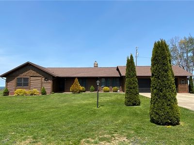 1104 Lake Rd