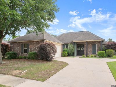 5431 Parkknoll Place Dr