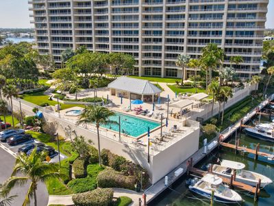 4301 N Ocean Boulevard #201