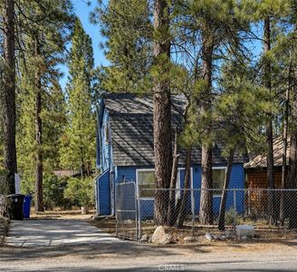 909 E Big Bear Blvd
