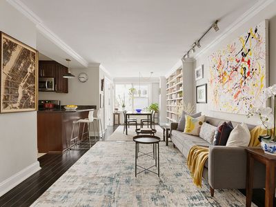 370 E 76th St APT C207