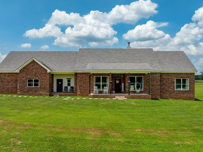 44 Cessna Ave