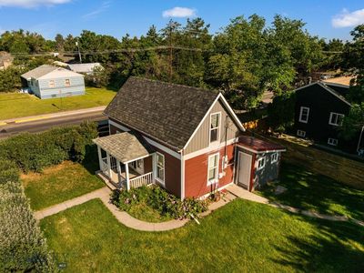 1017 W Curtiss St