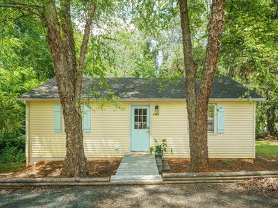 4506 Old Three Notched Rd