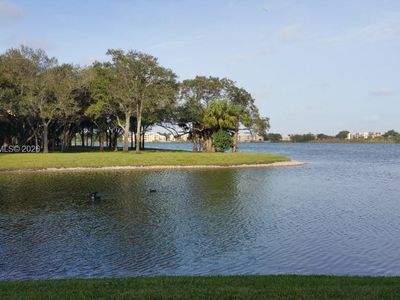2361 NW 33rd St APT 604