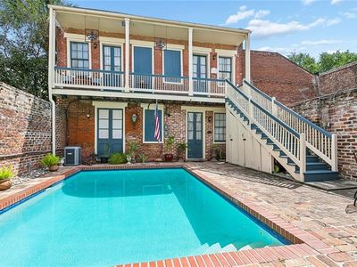 923 Saint Ann St APT 2