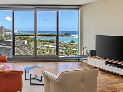1108 Auahi St APT 1202