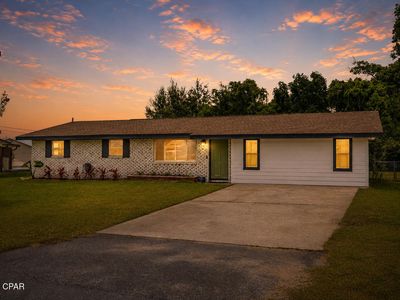 2725 Denise Dr