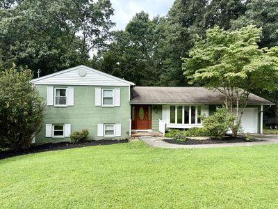 509 N Lilly Dr