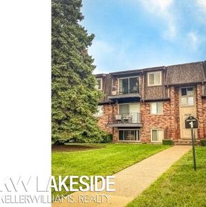 104 Riviera Dr #6