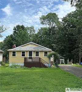 Property at 19 Lakecrest Ave, Lakewood, NY