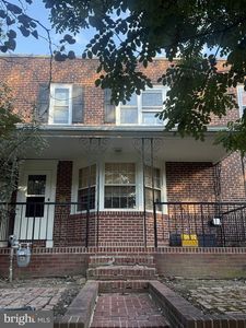 8 S Bancroft Pkwy