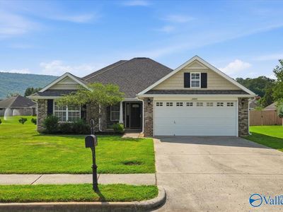 Property at 4805 Canterwood Dr SE, Owens Cross Roads, AL