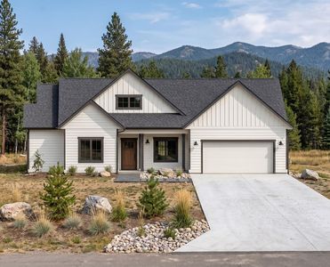 12 Herons Nest Ct