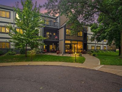 4222 S Minnesota Ave #205