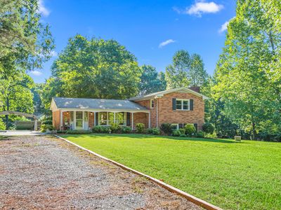5220 Eastcrest Rd