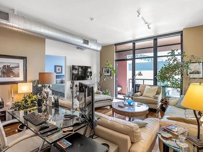 310 S 4th St UNIT 1109