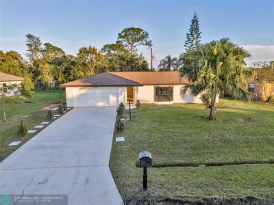 1657 SE Clearmont St