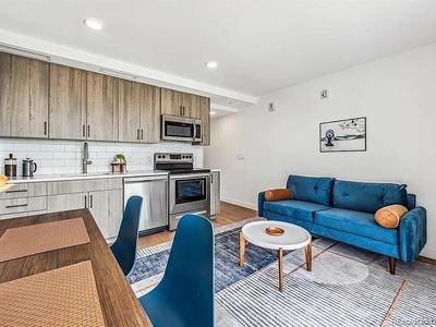3575 Chestnut Place #305