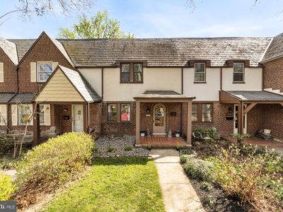 705 E Lake Ave