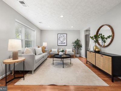 Property at 6322 Lightburn Ct, Centreville, VA