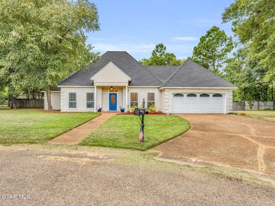 88 Sir Henry Dr