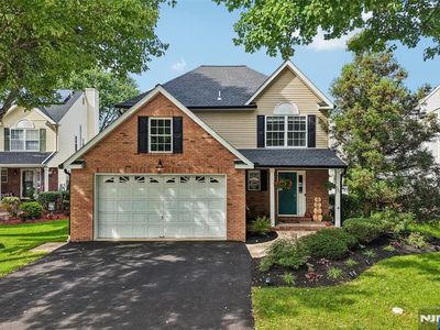 489 Adler Way