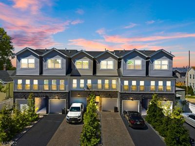 93 Prospect St #2