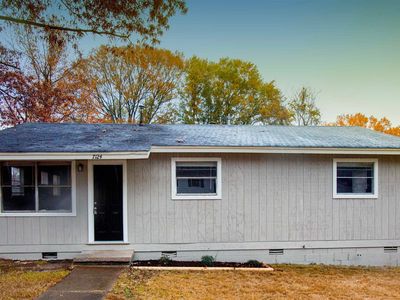 7124 Twin Oaks Rd