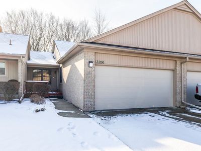 23596 Suttons Bay Dr