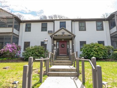 14 Harold St APT 12B