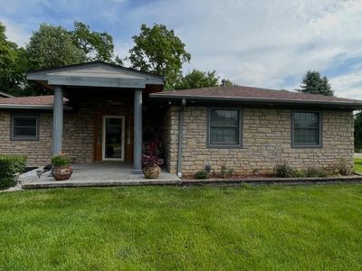 1220 Evergreen Rd