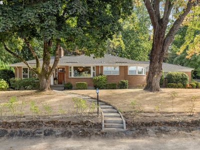 330 NW 101st Ave