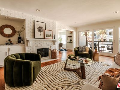 Property at 4350 Via Dolce APT 107, Marina Del Rey, CA
