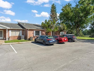 1285 HERITAGE LANE