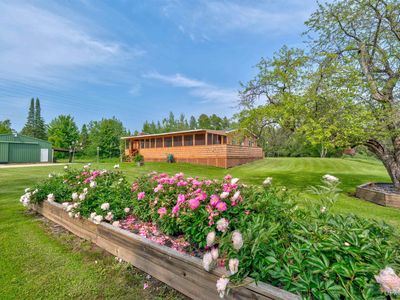 984 Dixon Rd