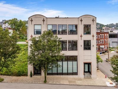 3644 Penn Ave APT 201