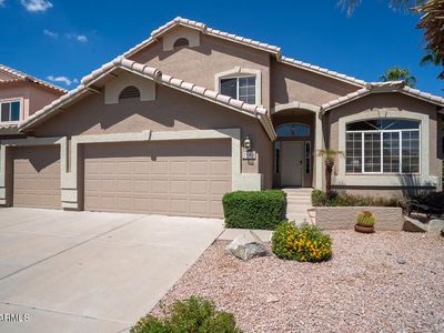 2550 E Taro Ln